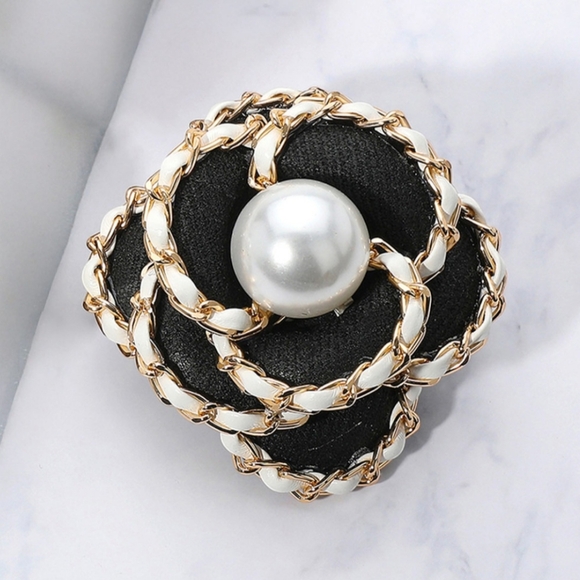 #777 Pearl Faux Leather Chain Rim Tweed Flower Brooch Hair...